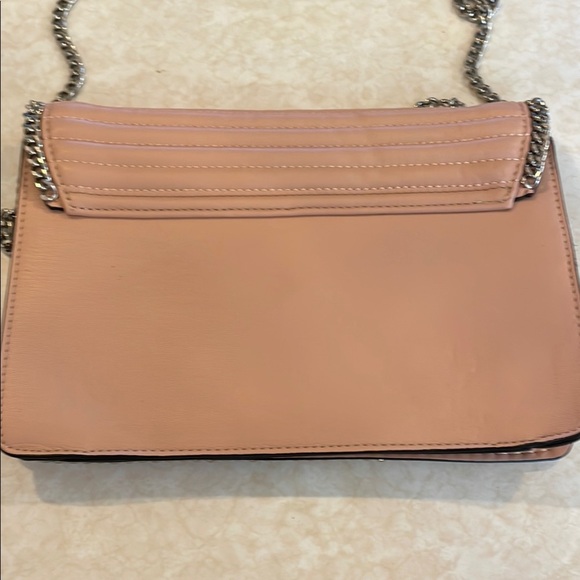 Express, Elegant Pink Chain Shoulder Bag - Picture 5 of 5